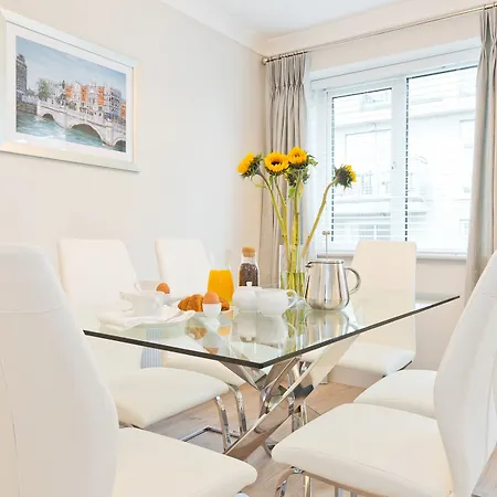 Exclusive Centre Apartment